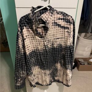 Men's Black and Cream Checkered Flannel
